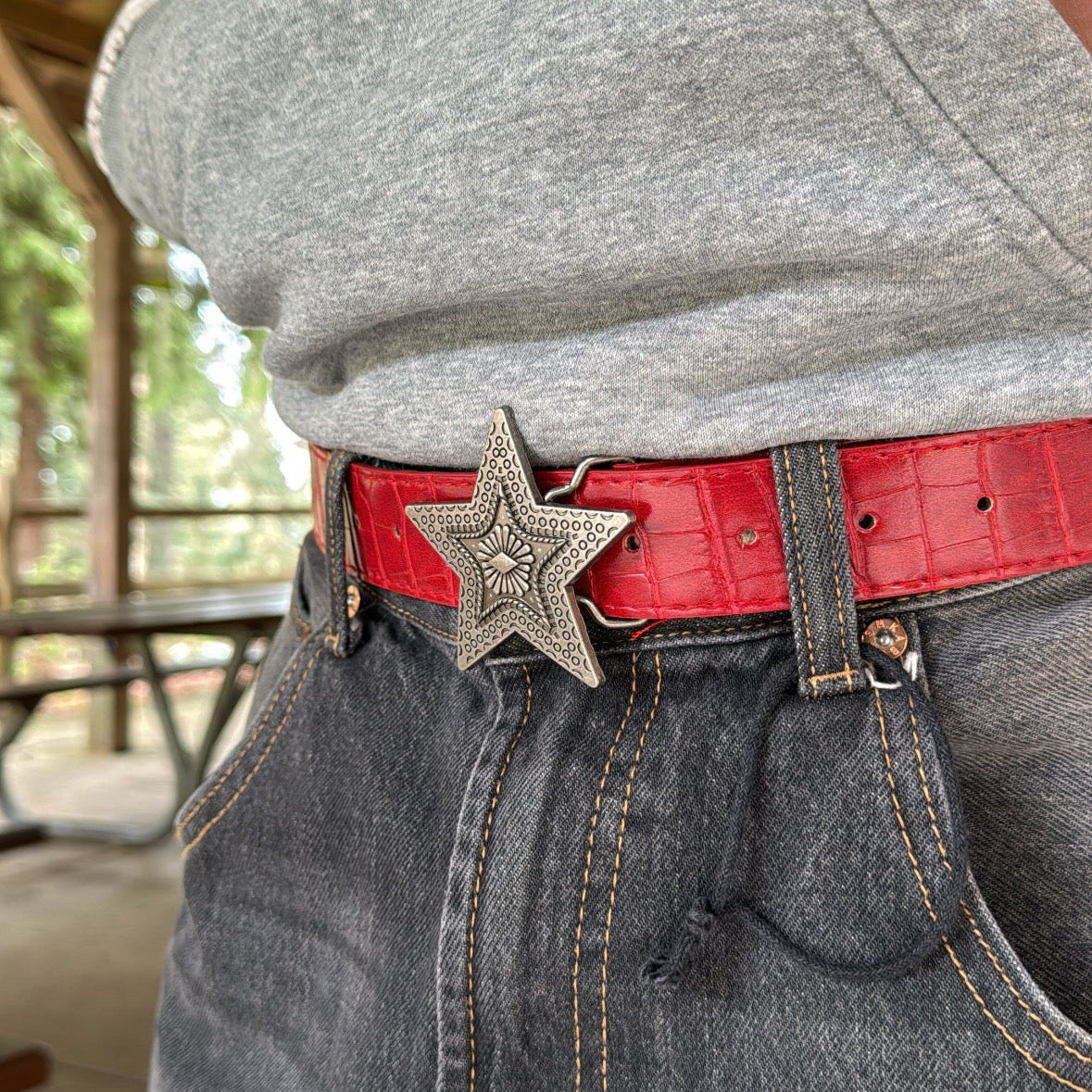 IGNRNT STUDIOS Red Croc Star Buckle Belt – Vintage Western Style