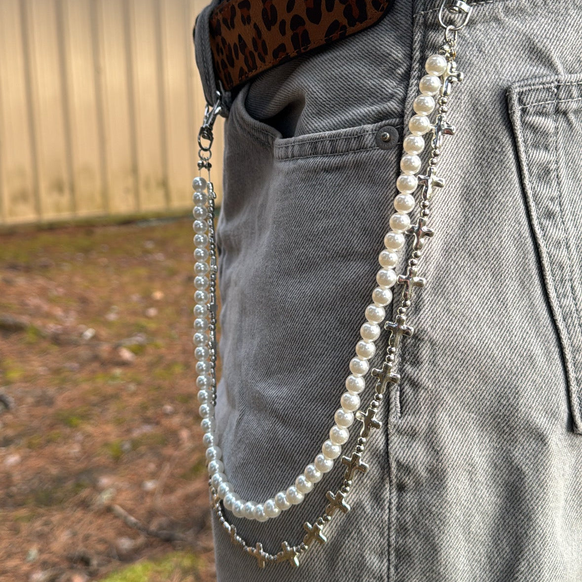 IGNRNT Studios Double Layer Pearl Cross Belt Chain – Silver