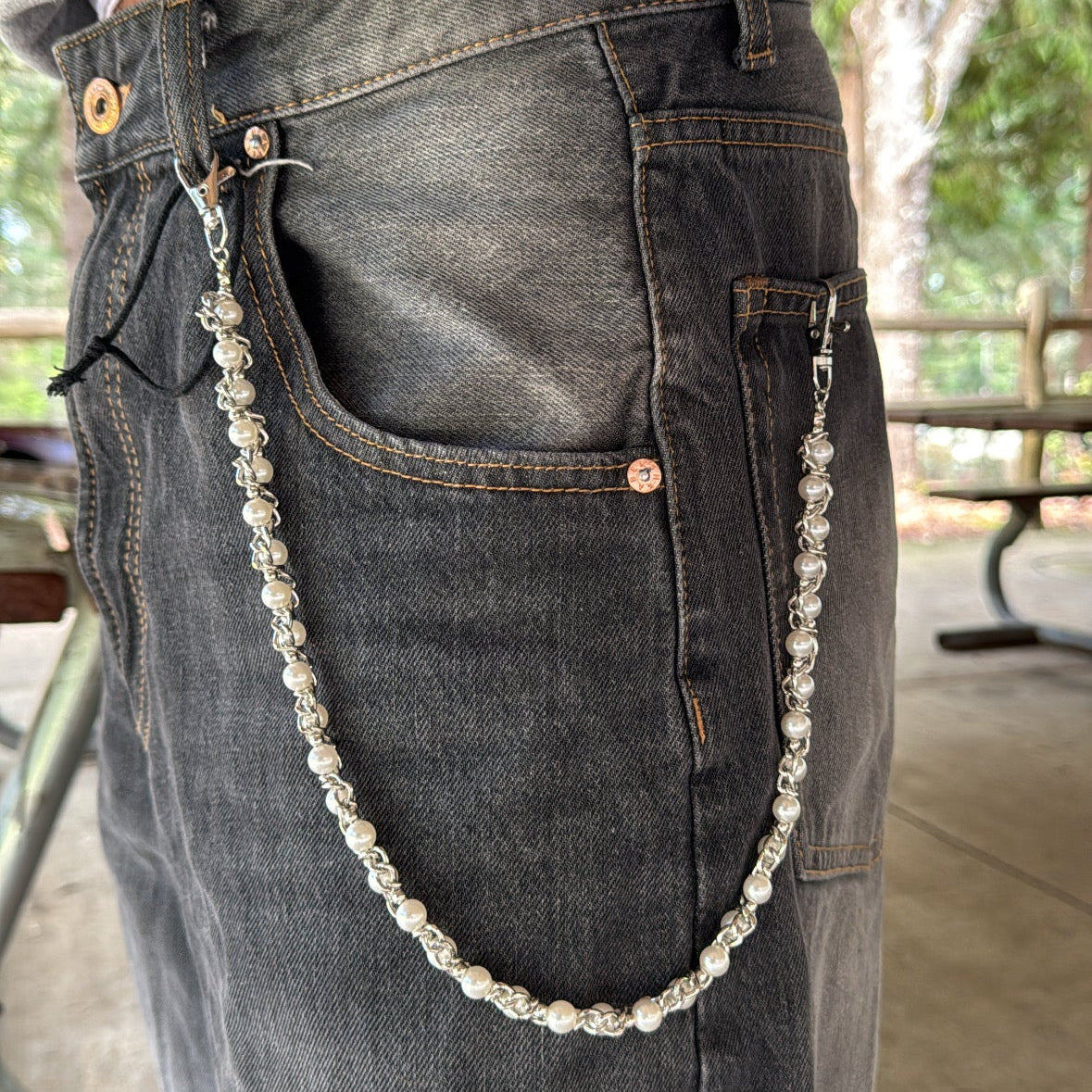 IGNRNT Studio Silver Pearl Link Belt Chain - Silver/White