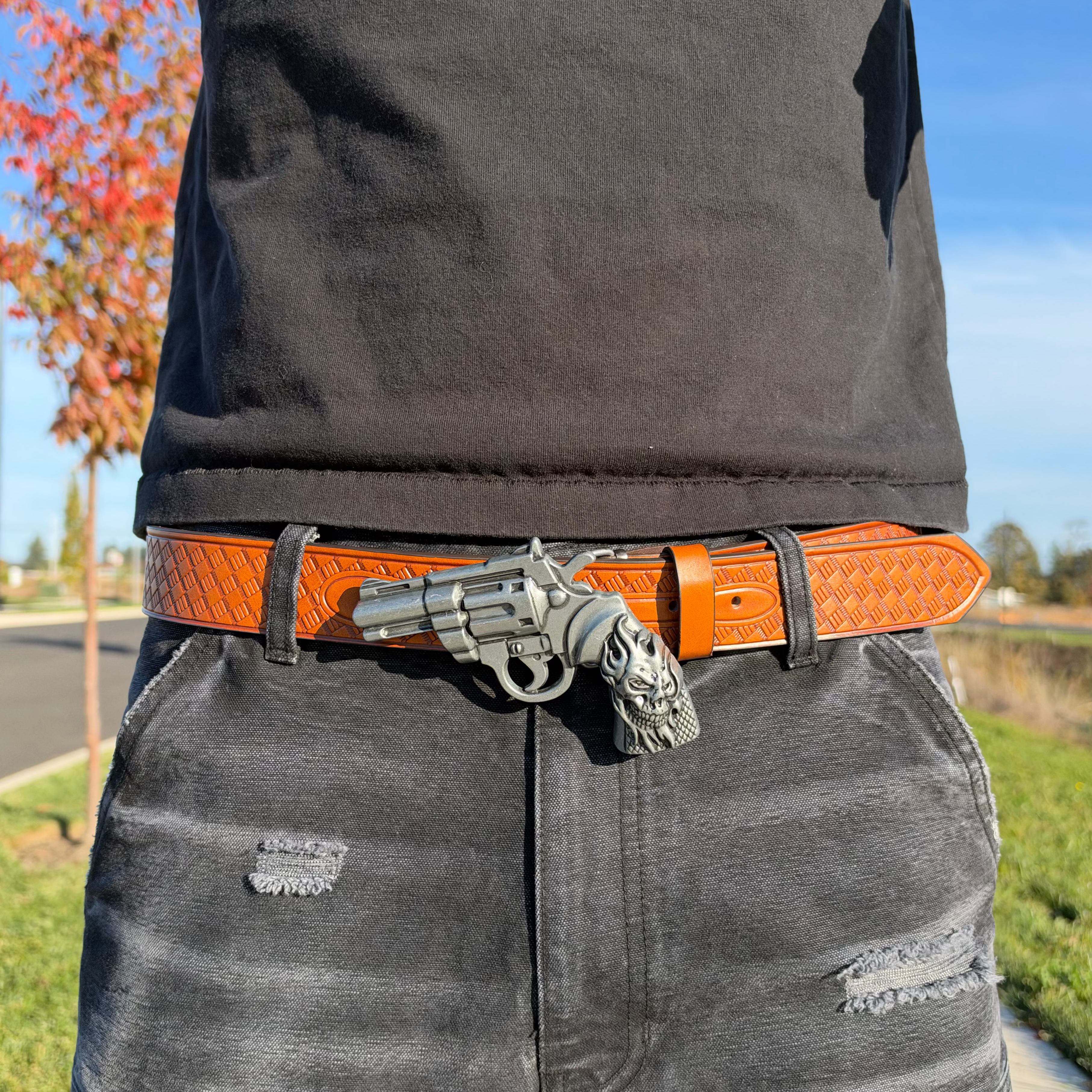 IGNRNT Studios Vintage Tan Western Revolver Belt – Silver / Tan
