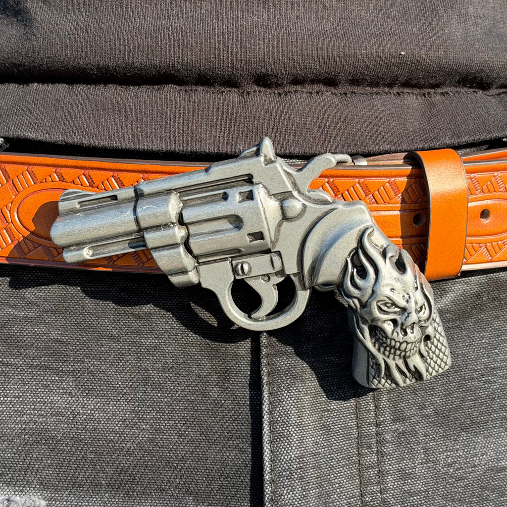 IGNRNT Studios Vintage Tan Western Revolver Belt – Silver / Tan