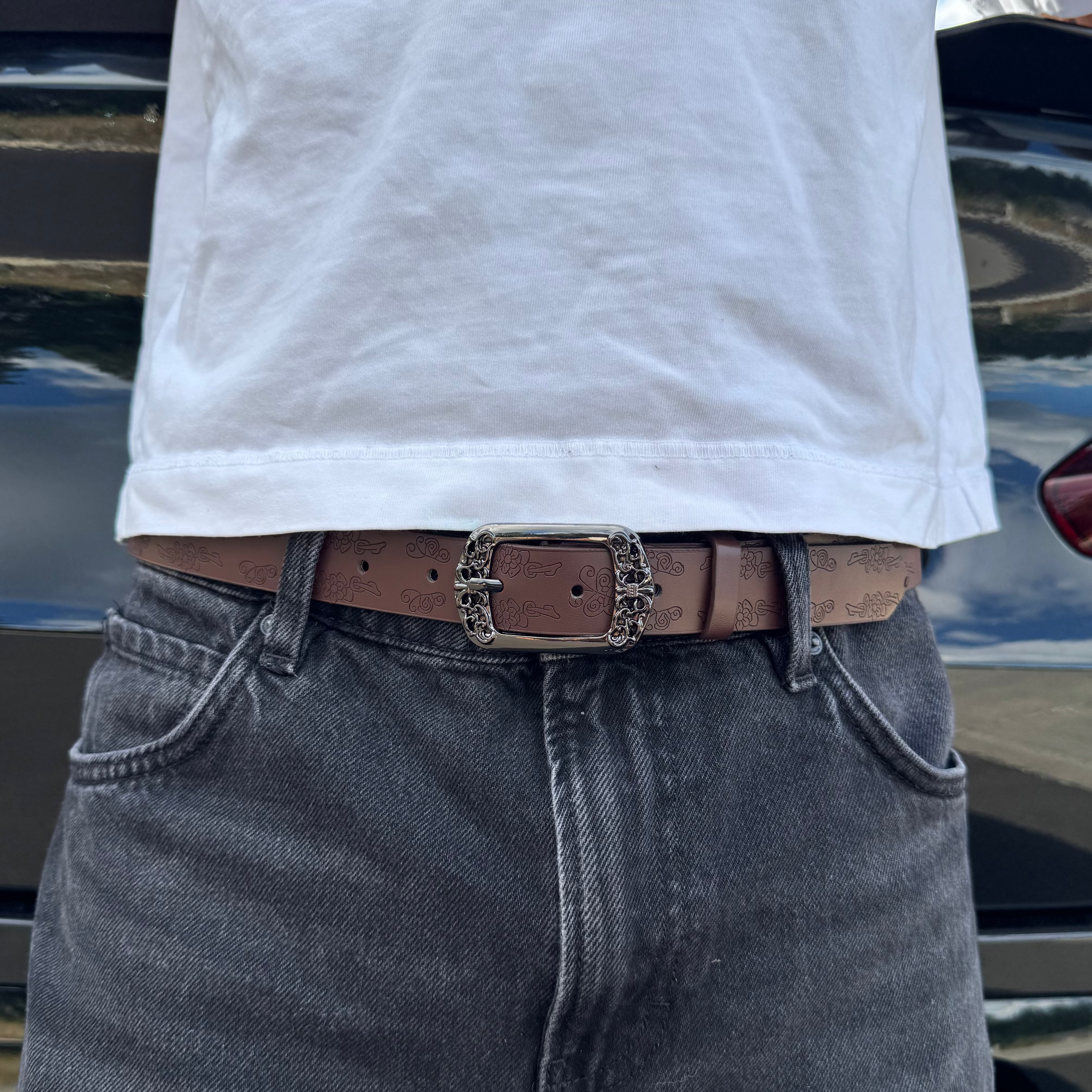 IGNRNT Studios Vintage Floral Engraved Belt – Brown
