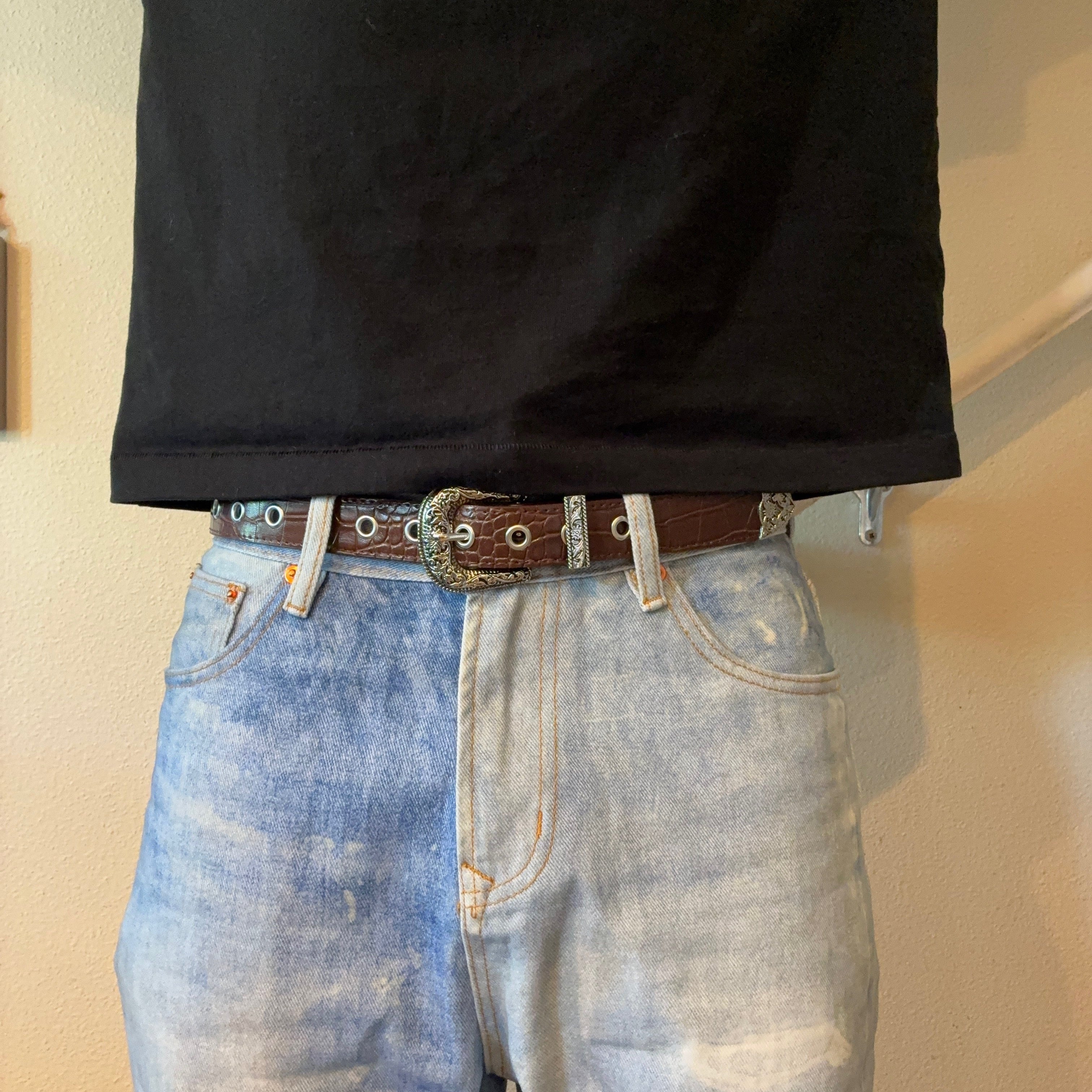 IGNRNT Studios Brown Croc Western Belt – Silver Buckle