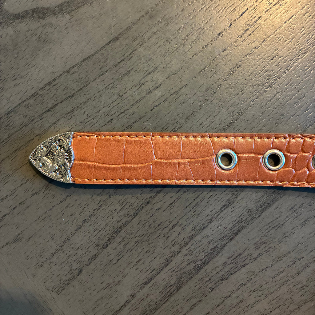 IGNRNT Studios Windsor Tan Croc Western Belt – Silver Buckle
